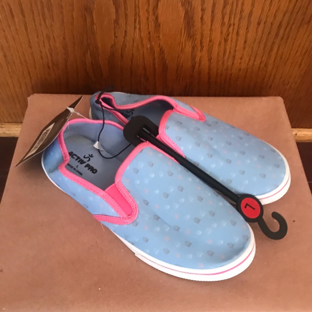 “New Arrivals” Children’s Girls Activ pro Sneakers In Size L #57 powder blue